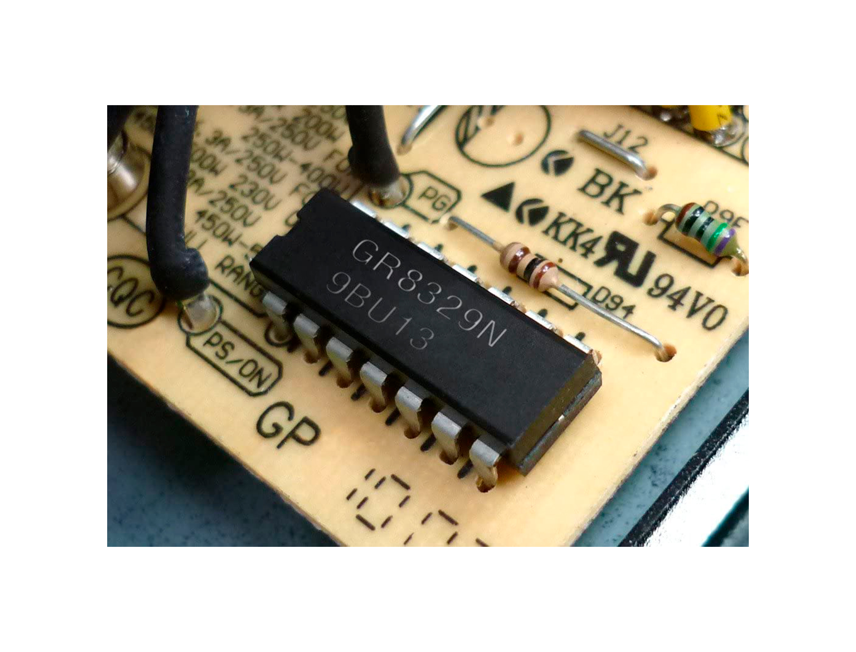 FUENTE THERMALTAKE 500W (TR-500) TR2 ATX NO MODULAR NEGRO