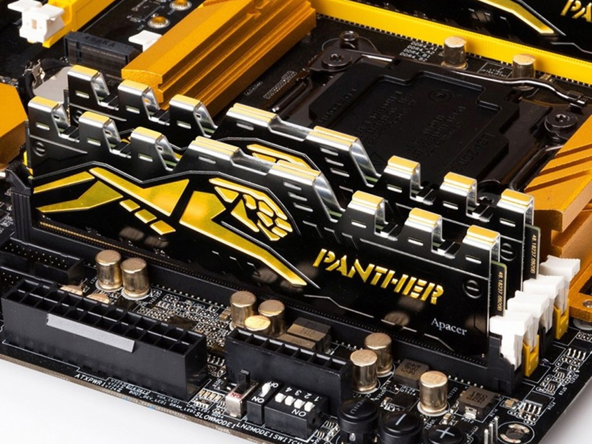 MEMORIA RAM APACER DDR4 16GB FRECUENCIA 3200 MHZ PANTHER CAJA NEGRO GOLD PARA PC DE ESCRITORIO AH4U16G32C28Y7GAA 1