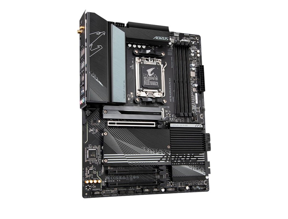 PLACA MADRE GIGABYTE X670 AORUS ELITE AX G10, PARA PROCESADORES AMD RYZEN AM5, 4 RANURAS DE MEMORIA DDR5 HASTA 128GB BUSS 4800 MHZ (X670 AORUS ELITEA