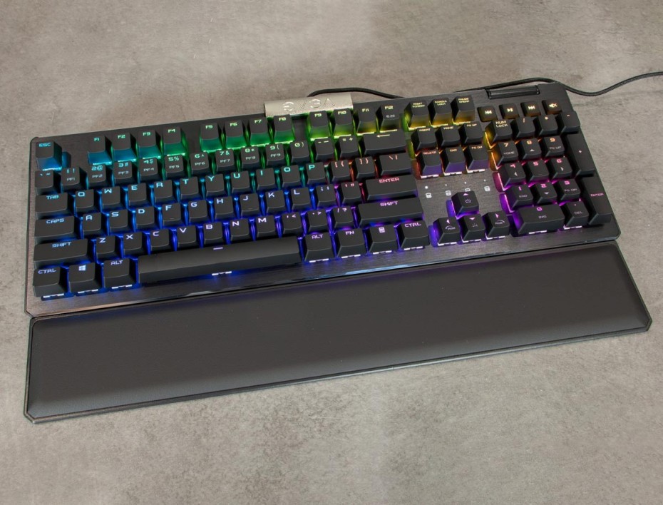 TECLADO EVGA GAMING MECANICO Z15 | SWITCH KAILH SPEED SILVE (821-W1-15US-KR)