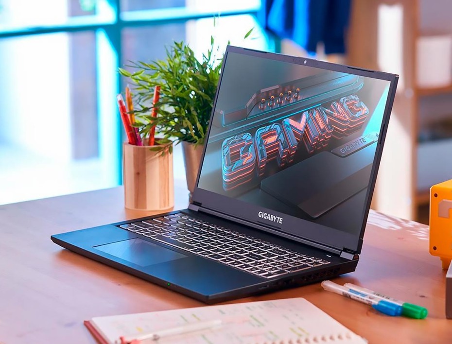 LAPTOP GIGABYTE CORE I5 12500H, G7 GE PANTALLA 17.3 FHD IPS, RAM 8GB  DDR4 SOLIDO 512GB, VIDEO 3050 4GB NVIDIA, W FREE (G7GE-51LA263SD)