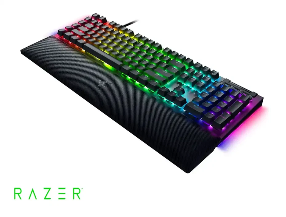 Teclado Gamer Razer Blackwidow V4 (rz03-04691900-r3u1) Mecanico, Switch Yellow , Led Rgb, Negro